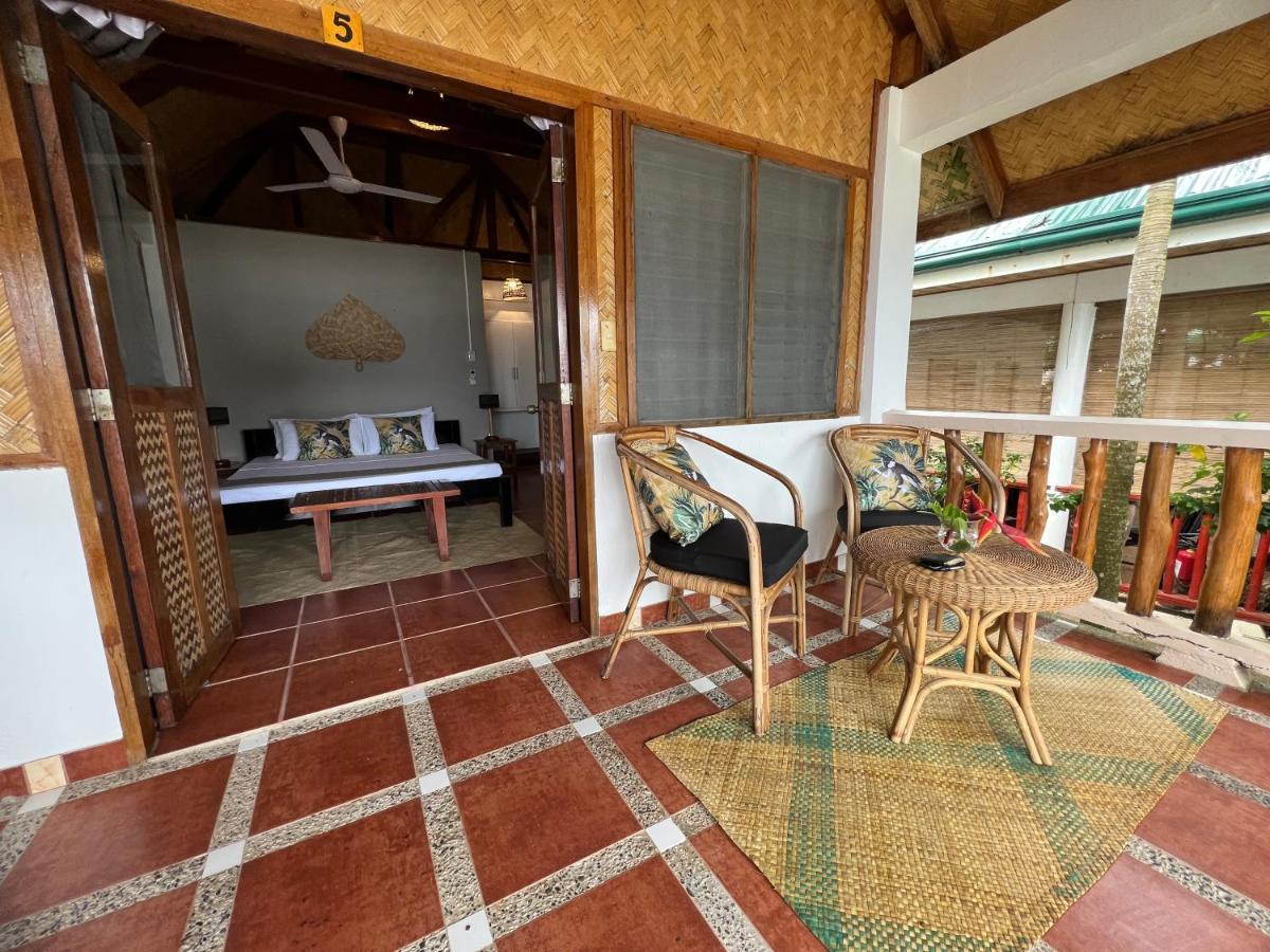 Golden Monkey Beach Hotel Ель-Нідо Екстер'єр фото